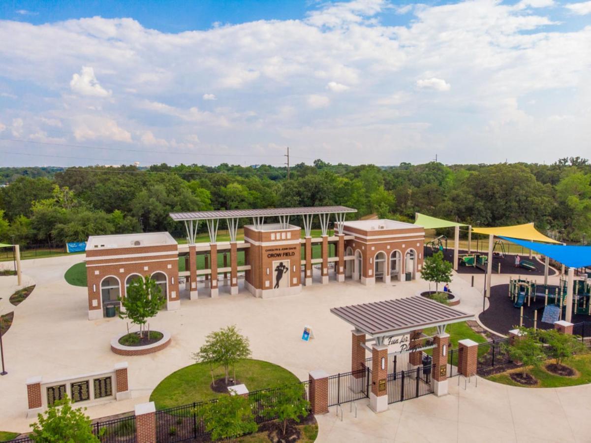 Holiday Inn Express & Suites College Station By Ihg Buitenkant foto