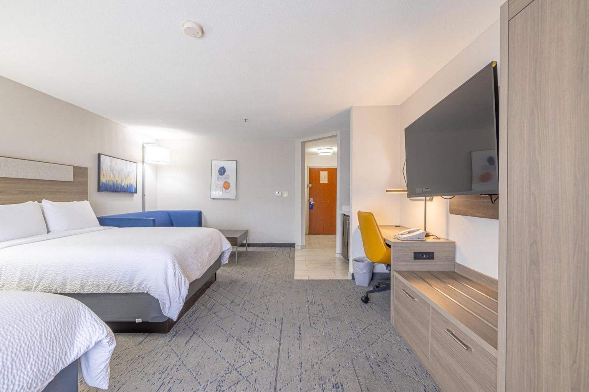 Holiday Inn Express & Suites College Station By Ihg Buitenkant foto