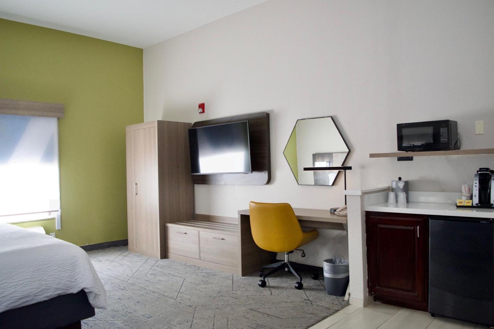 Holiday Inn Express & Suites College Station By Ihg Buitenkant foto