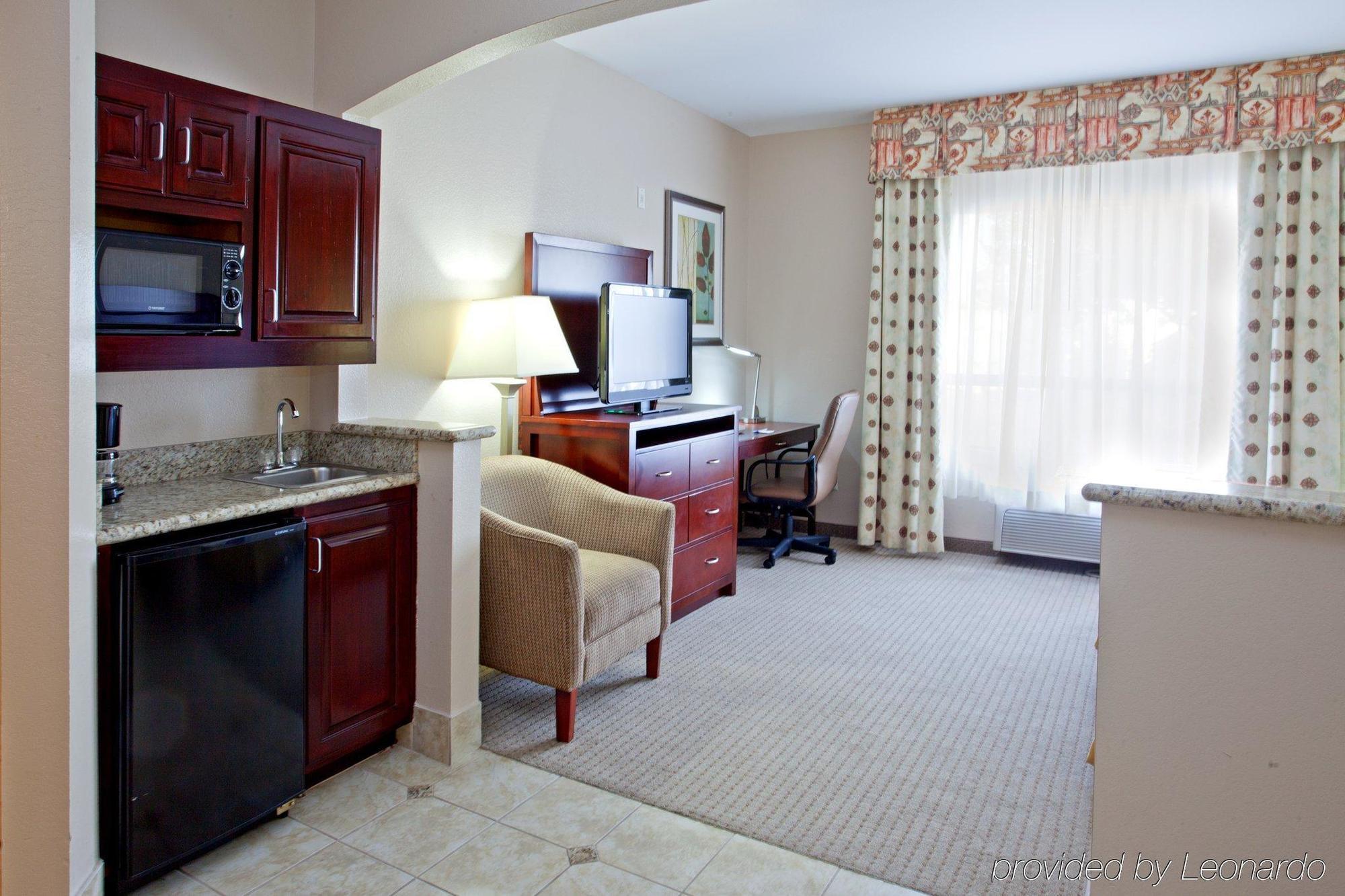 Holiday Inn Express & Suites College Station By Ihg Kamer foto